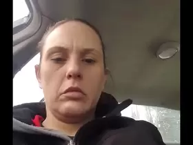 Hot gf pleases herself in the car
